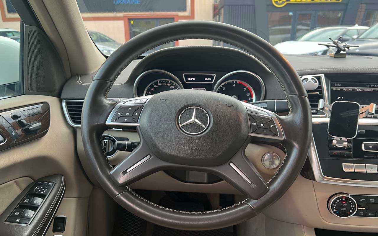 Mercedes-Benz GL 350 2012