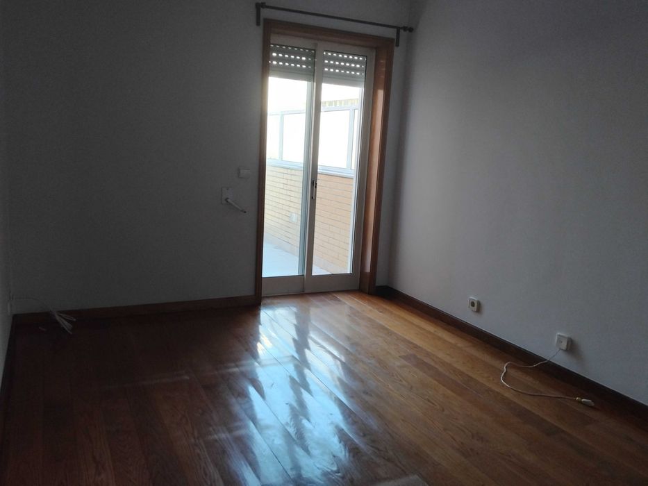 Apartamento T1 (praia de Francelos) com piscina