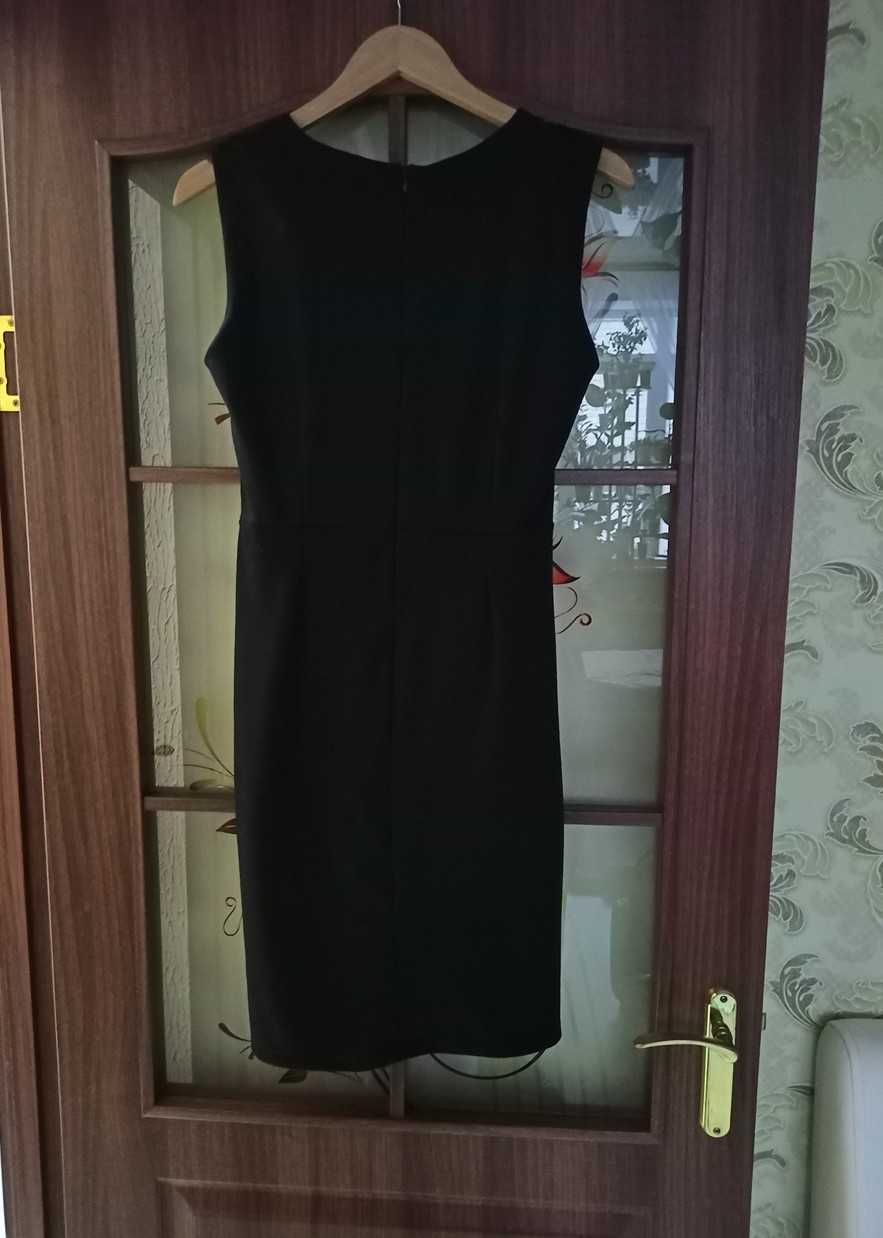 Платье черное. Размер 44. б/у