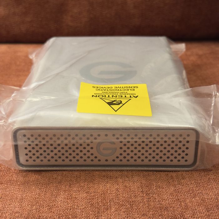 Disco Externo G-Drive 4TB – Novo, apenas testado