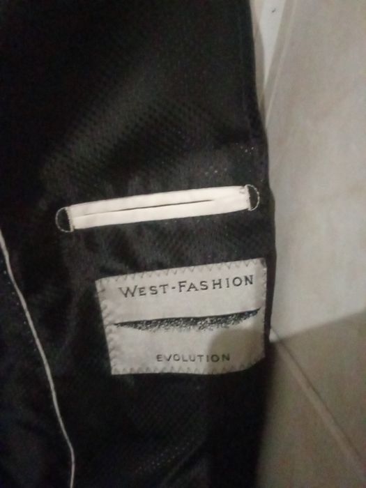 Костюм класичний на підлітка