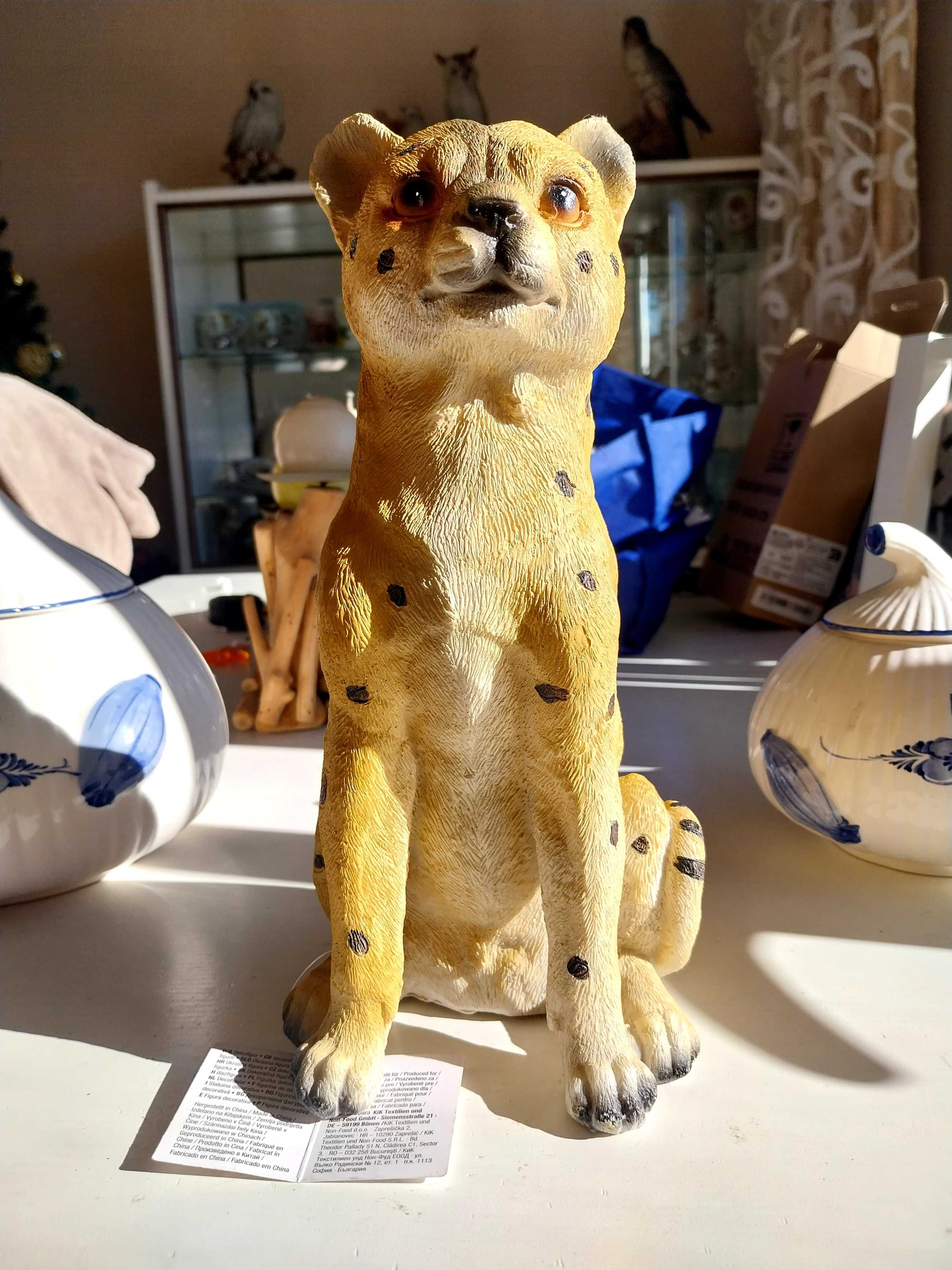 Estátua/estatueta leopardo