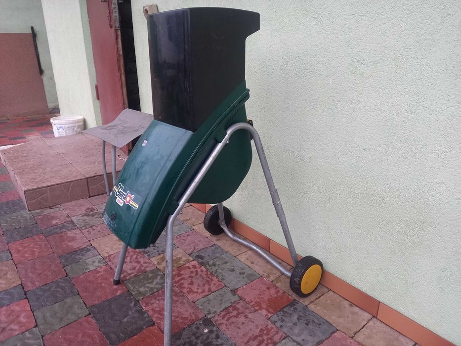 Подрібнювач гілок,дробилка,корморізка Gardol