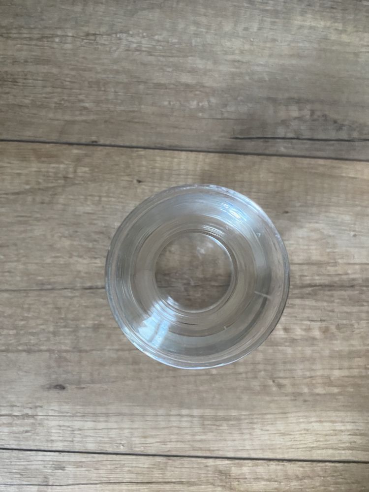 Szklany wazonik 13 cm
