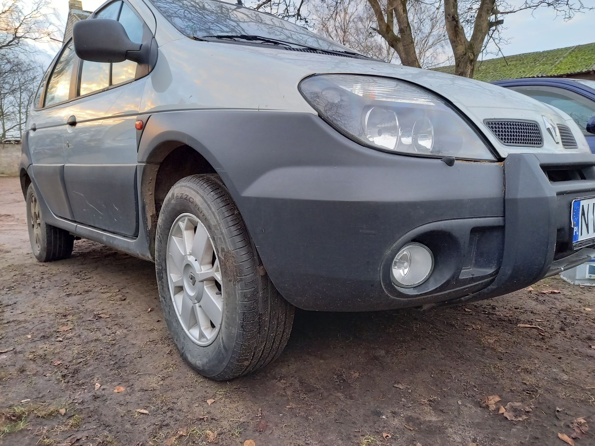 Renault scenic rx4 4x4 2.0 benzyna kolor nv676 mv632 drzwi błotnik