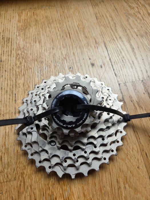 Kaseta Rowerowa Shimano Ultegra CS-R8000 11 rzędowa 11-32T