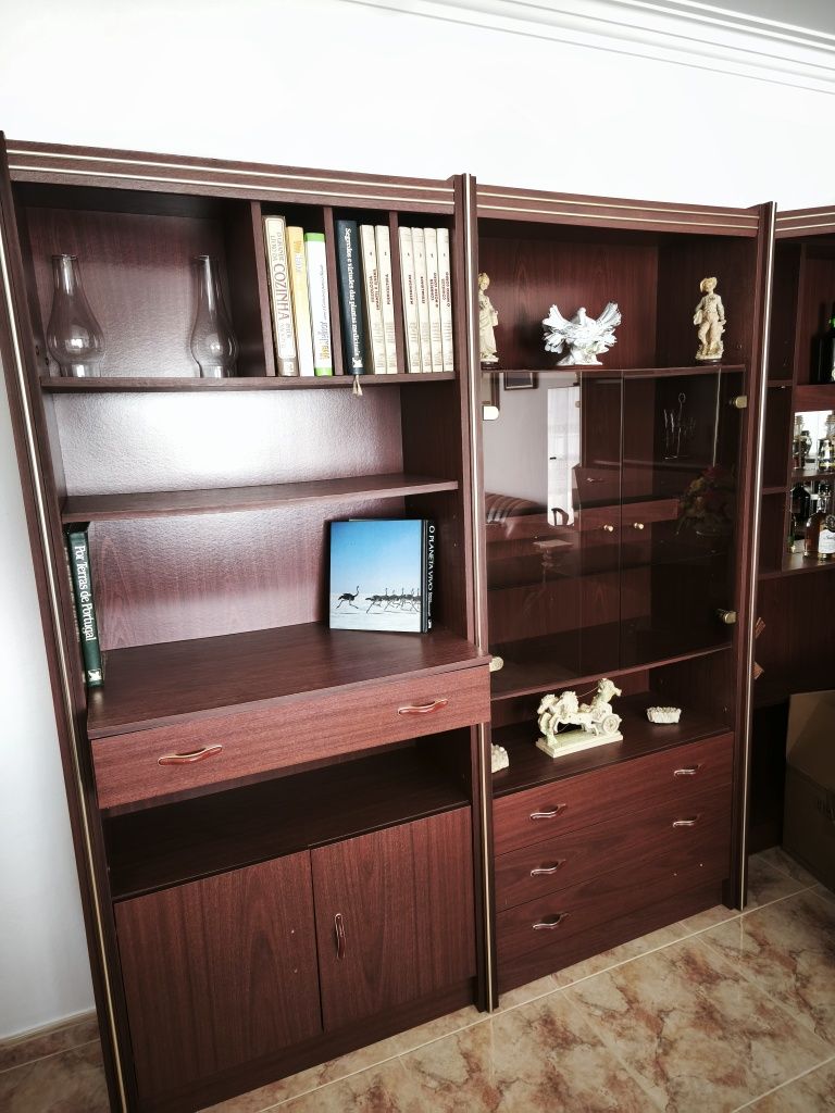 Móvel de sala com Bar