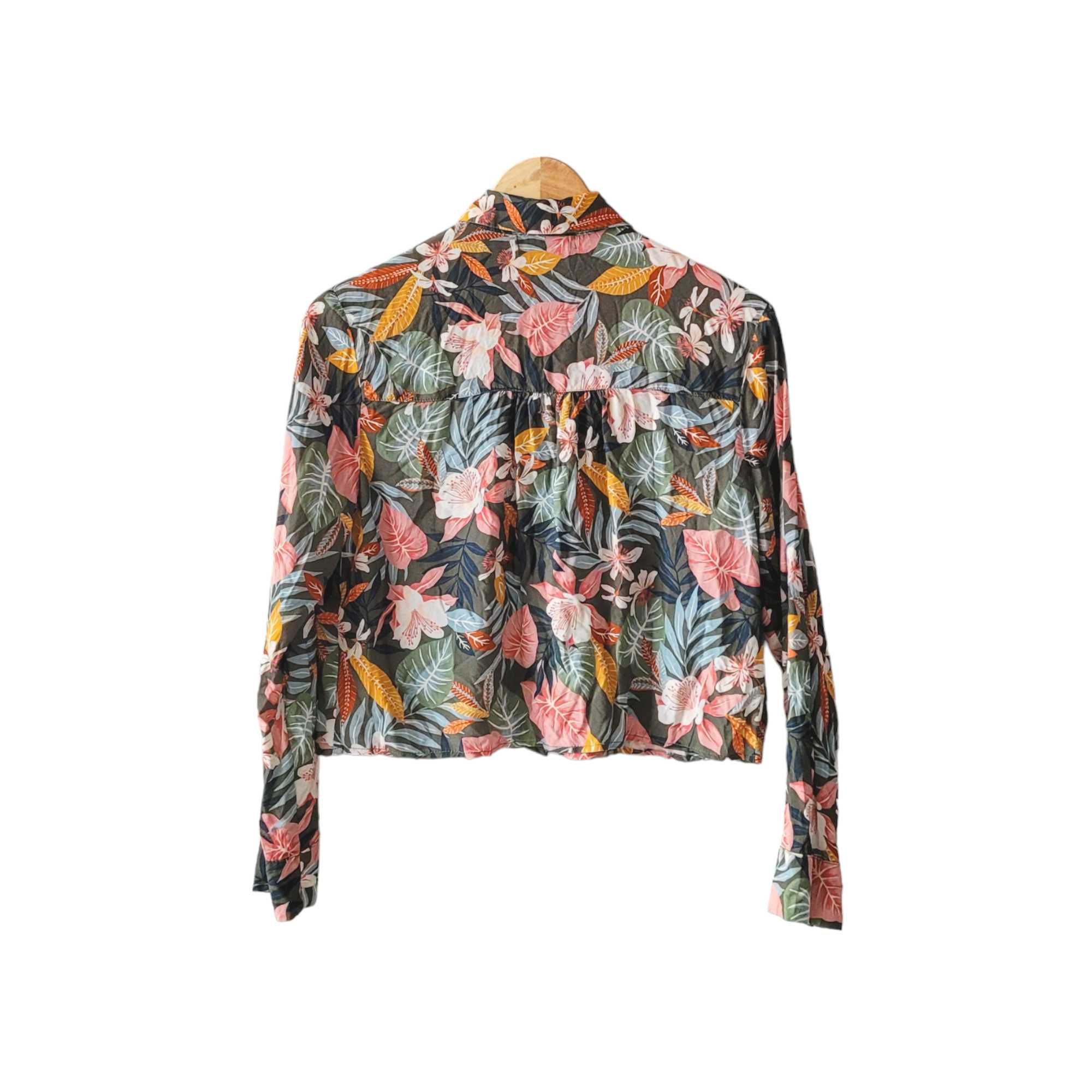 Kolorowa krótka koszula bluzka damska S Bershka w kwiaty liście boho