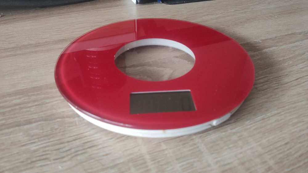 Waga kuchenna Tchibo czerwona