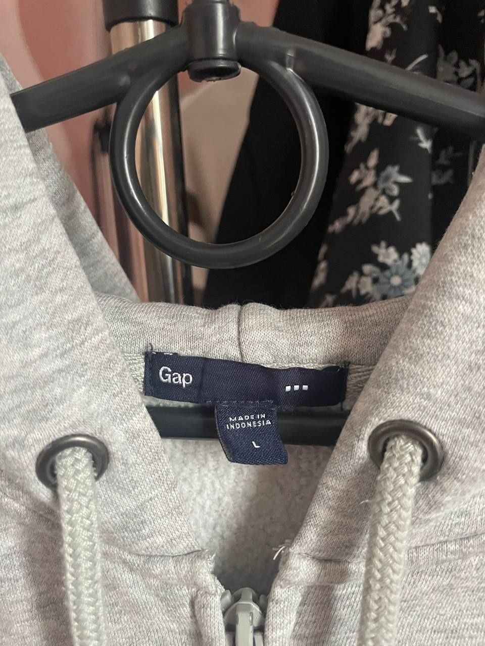 Кофта Gap          .