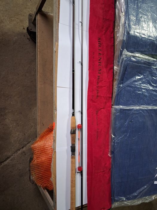 Dwie wędki sandaczowe.