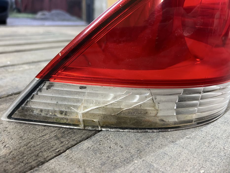 Продам задній лівий фонар ланцер 9