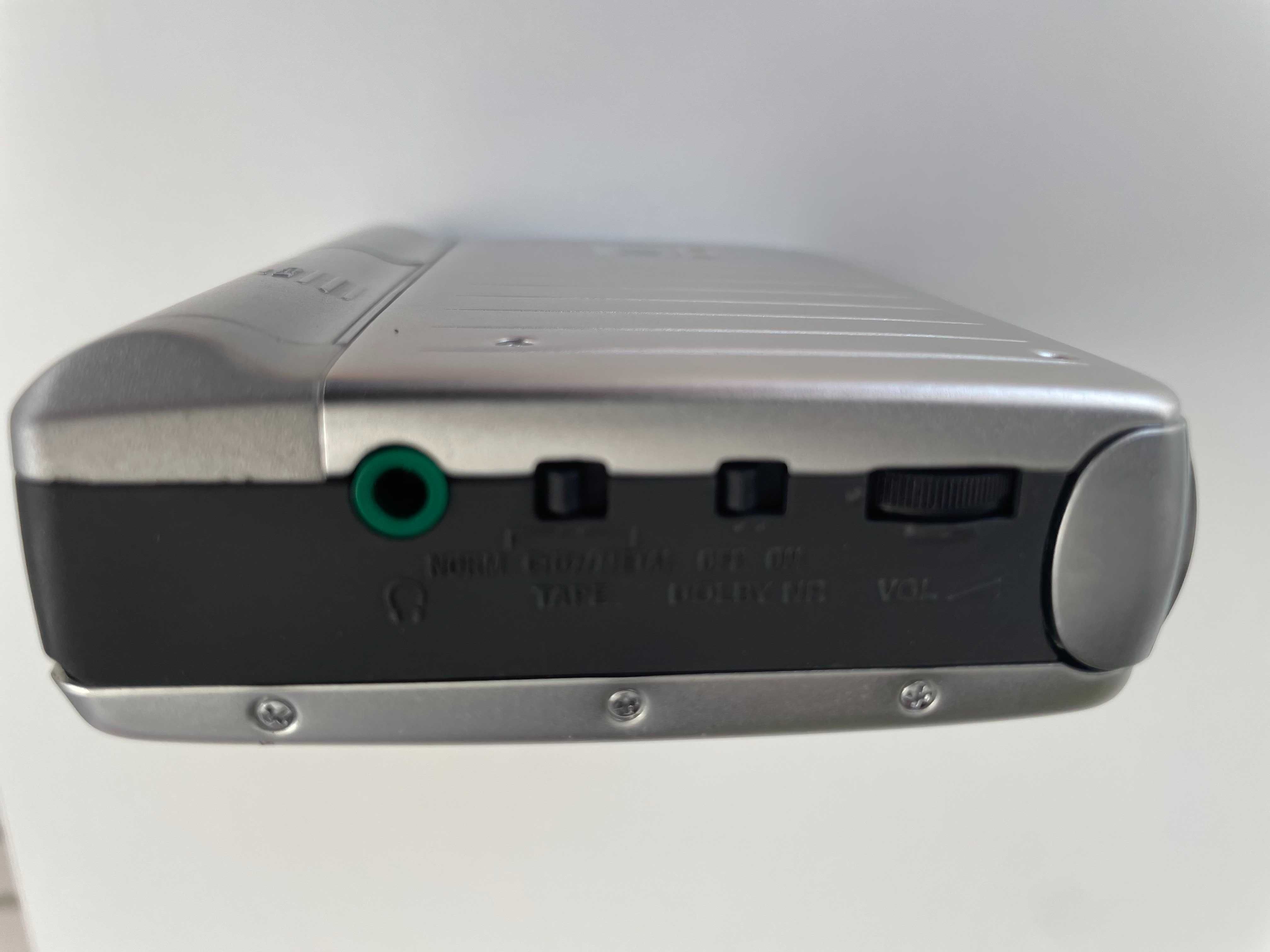 Sony Walkman EX368 em caixa com todos os acessorios originais