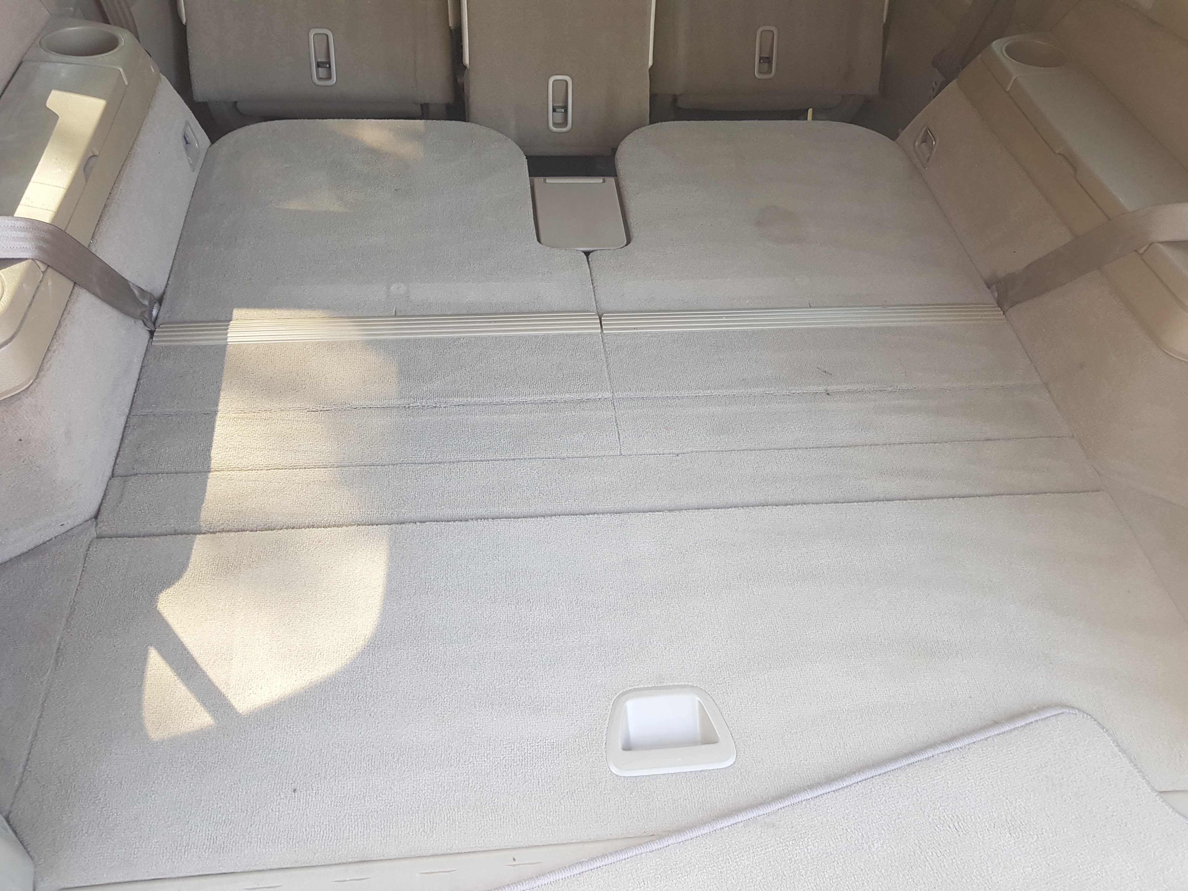 VOLVO XC90 Fotele 3 rząd Boczki Wykładzina Pasy Śruby Kp Fotel RADOM