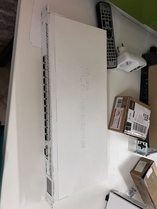 MikroTik Cloud Core Router CCR1016-12G