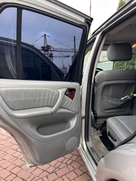 Mersedes-Benz Ml 163