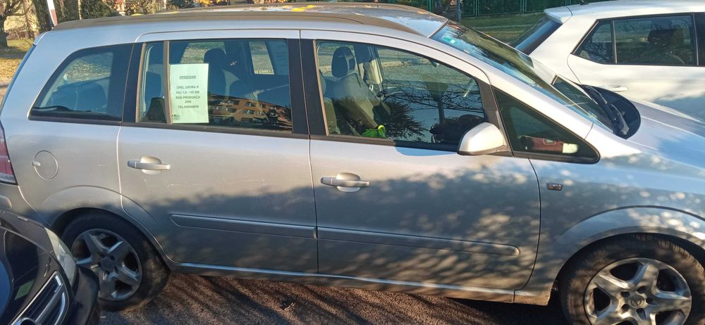 Opel Zafira 1.8 benzyna