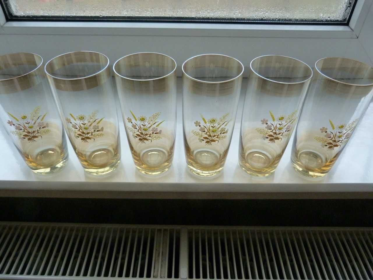 Набір стаканів 6 шт. з декором квітів Ромашка, новий
