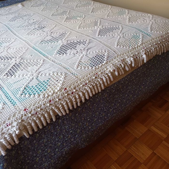 Colcha de renda para cama de casal