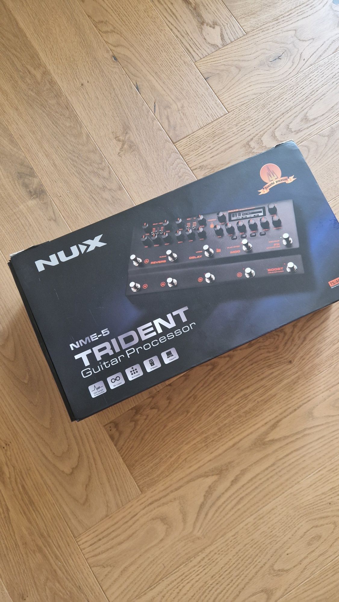 Nux NME-5 Trident