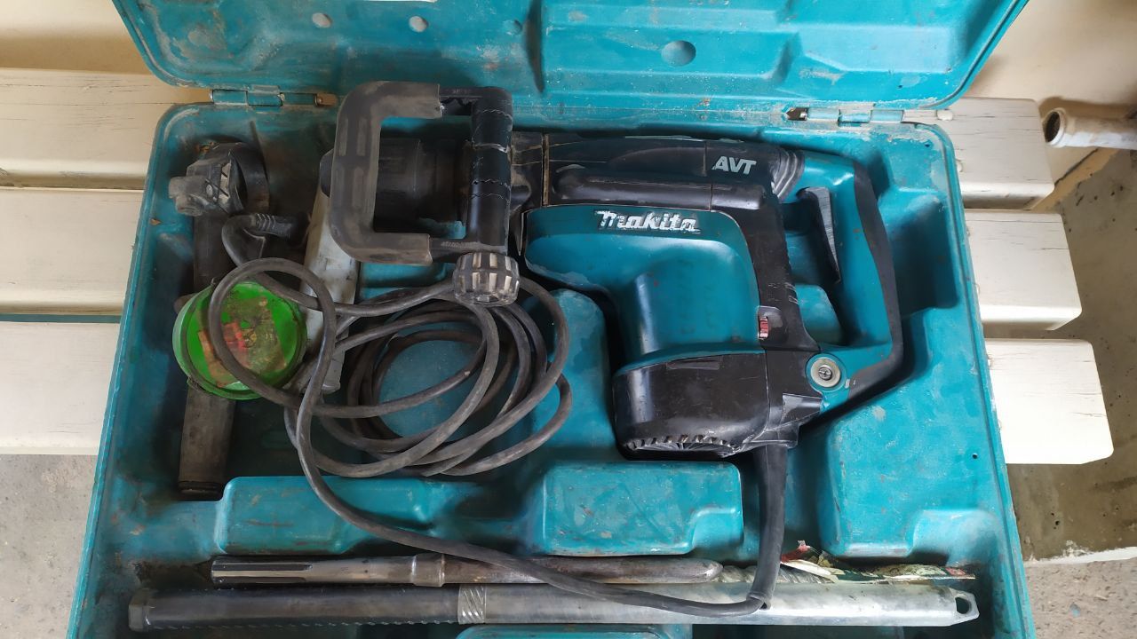 Перфоратор Makita