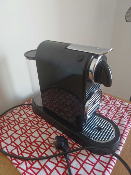 Máquina de Café Nespresso Citiz