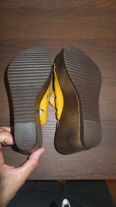 Calçado para mulher (4 pares) conjunto 40€