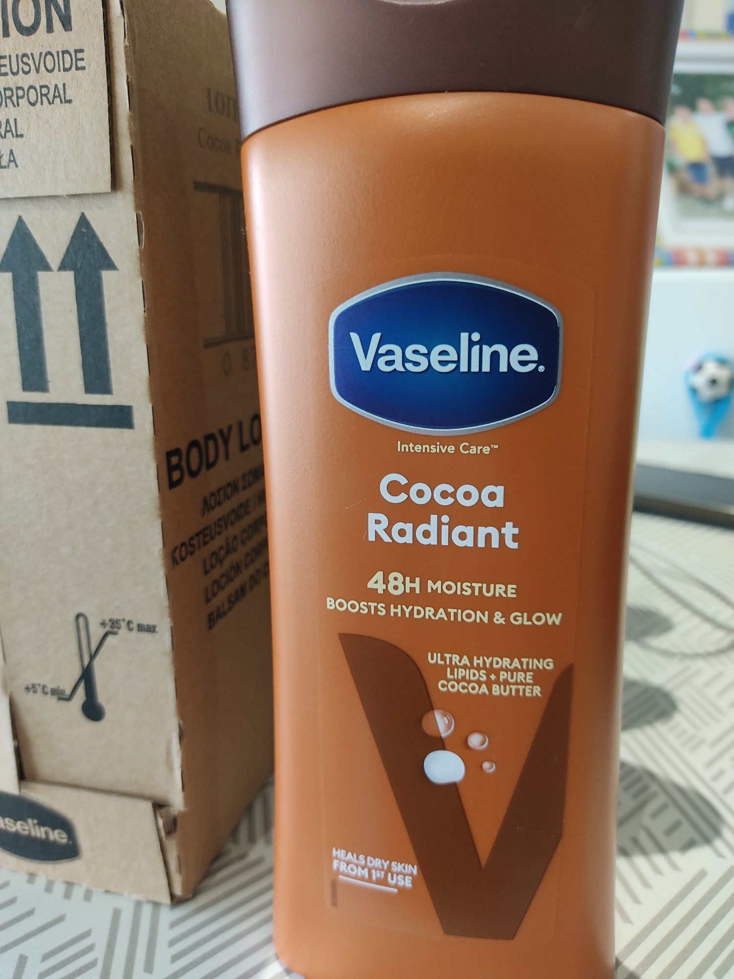 Creme corporal Vaseline Cocoa radiante 400ml