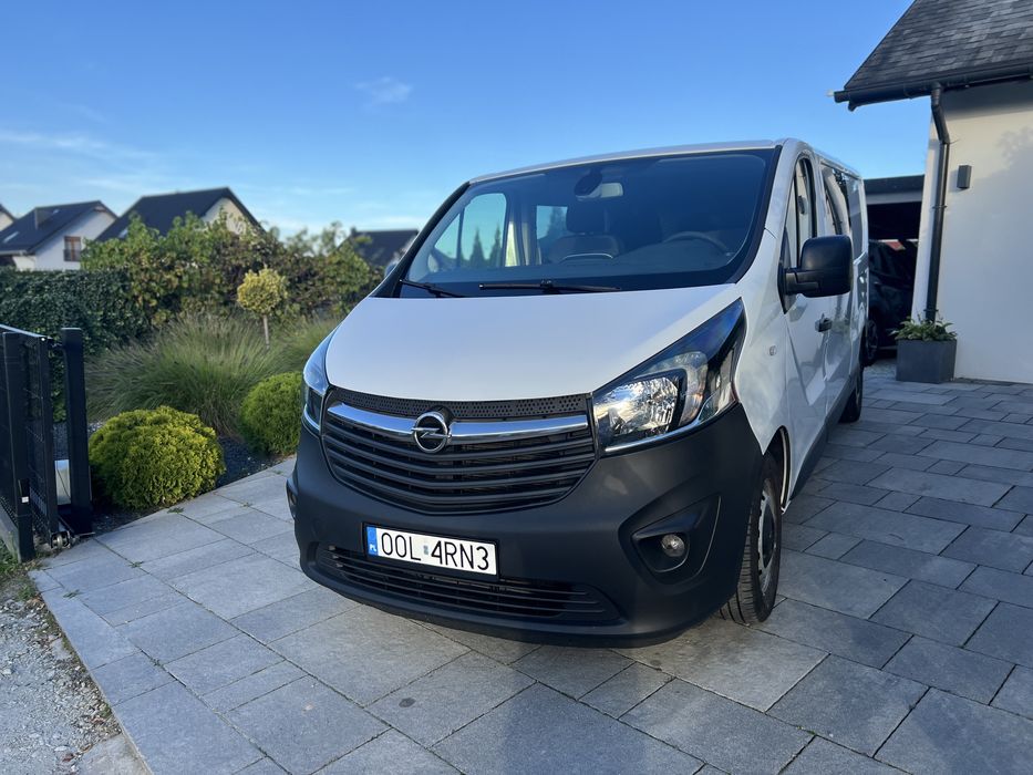 Opel Vivaro 6 osobowy Doka/holenderka/brygadowka