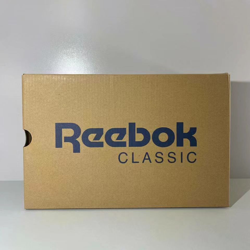 Нові Rebook Classic Leather JUNIOR