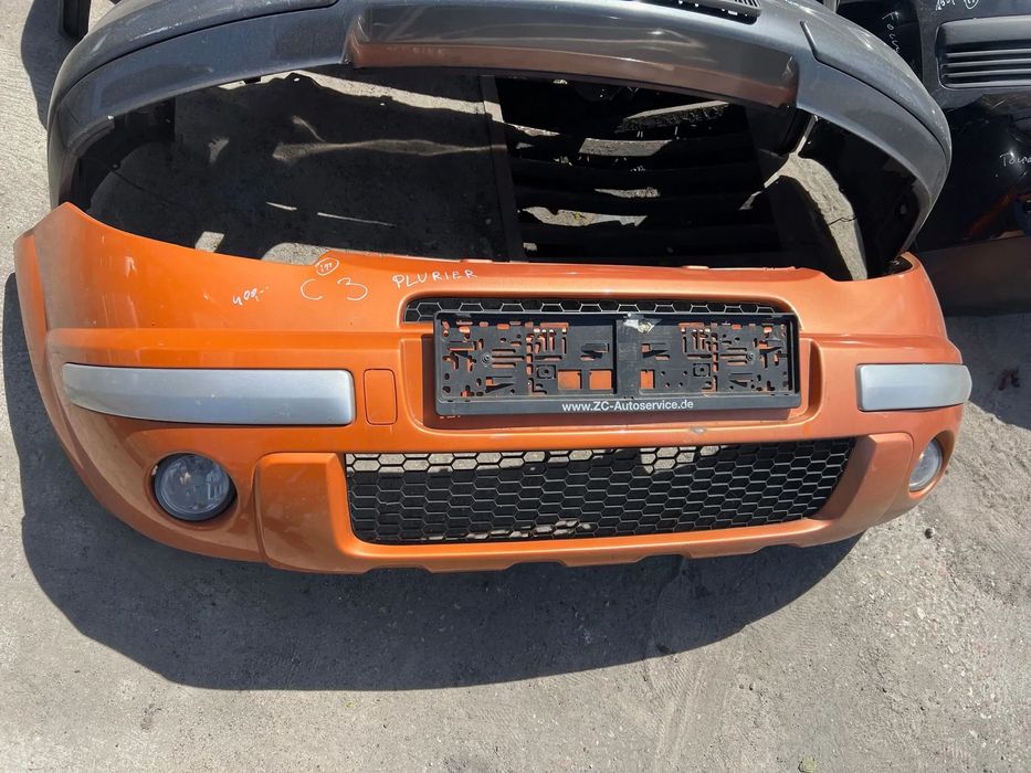 Zderzak przód przedni Citroen C3 plurier