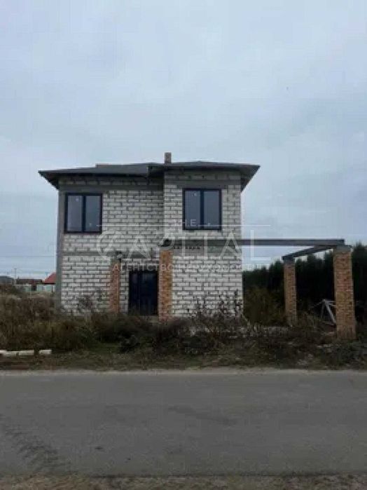 Продаж будинку КМ Міжріччя 195 кв.м. без ремонту