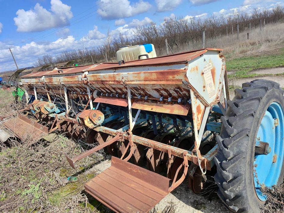 Сівалка зернова 5,4м під ремонт
