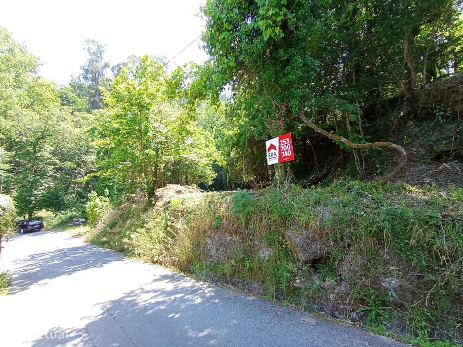 Terreno para construção em Travassós - Fafe