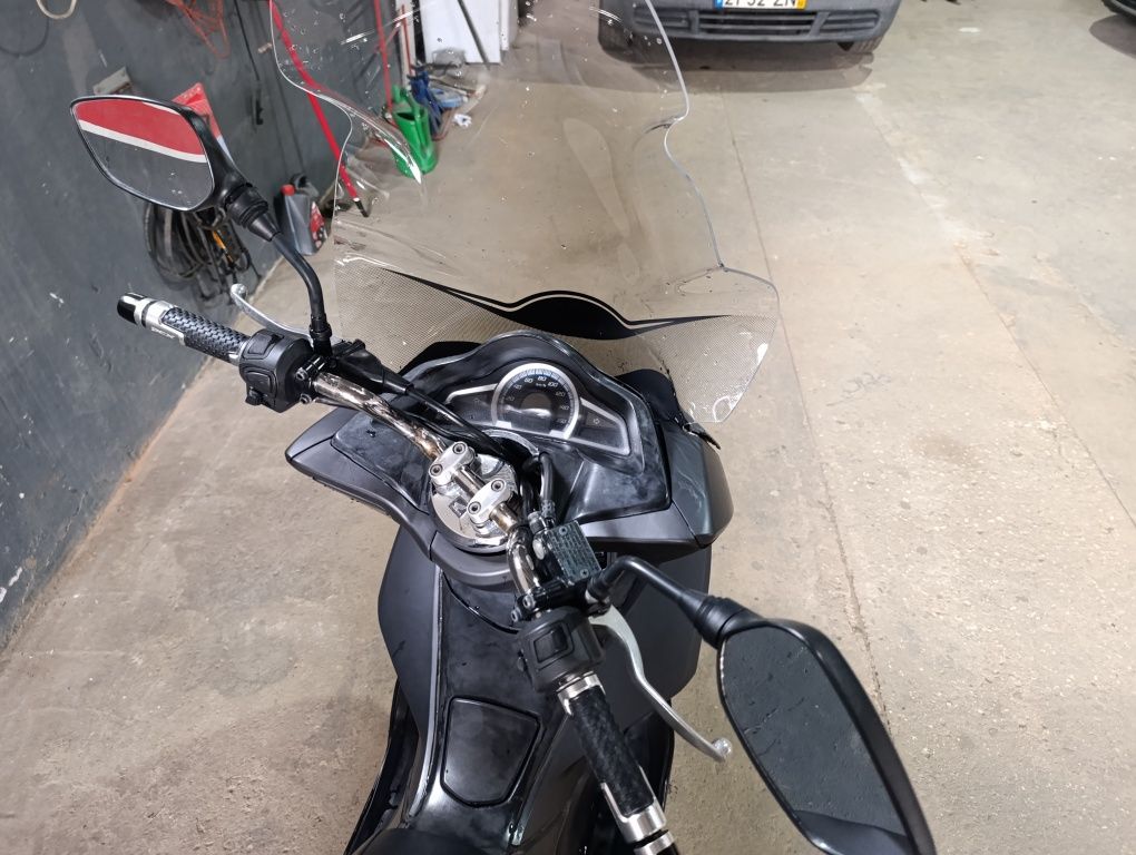 Honda Pcx 2017 muito boa