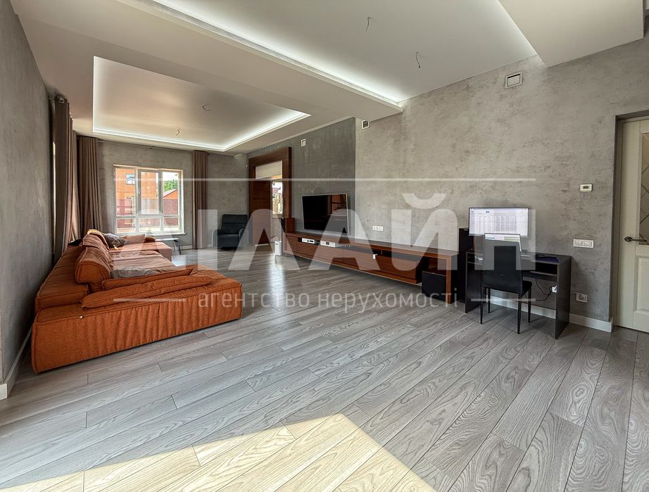 Перша сдача ! Дом Віп рівня у елітному районі