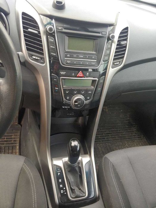 Hyundai i30 2012 дизель 1.6 автомат універсал