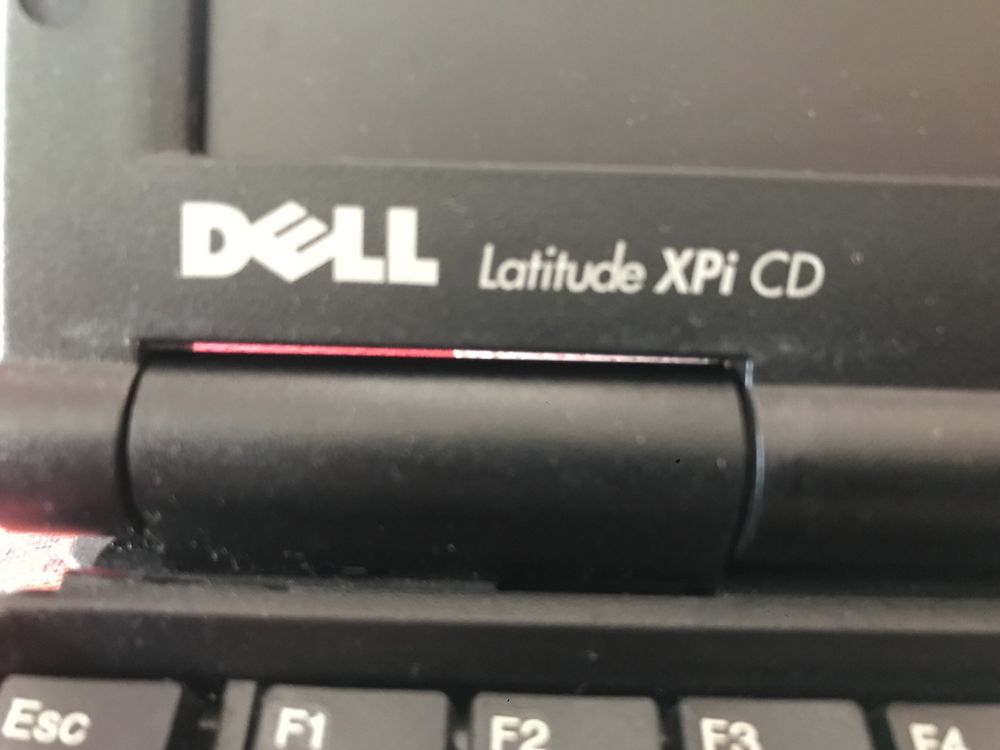 Portátil DELL LATITUDE XPi CD