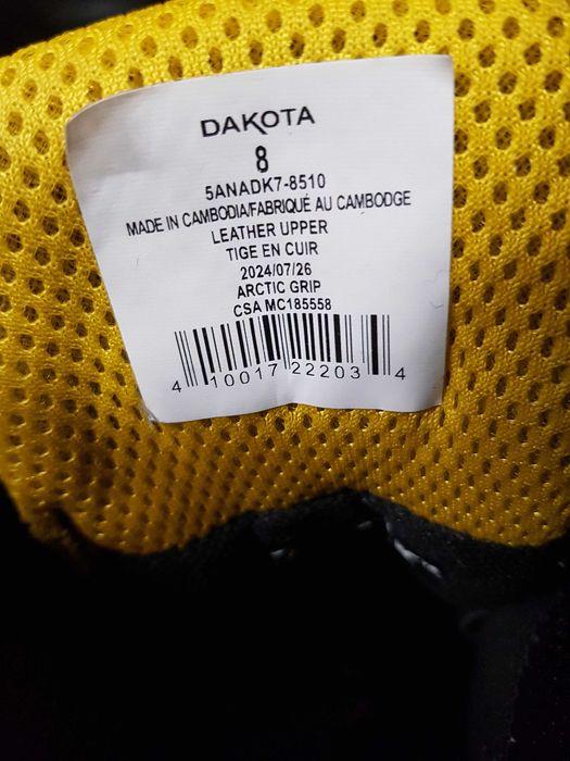 Buty robocze DAKOTA rozm 41 wkł 27 cm S3