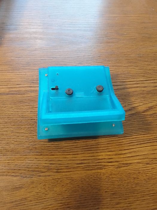 Час- будильник. Новые.