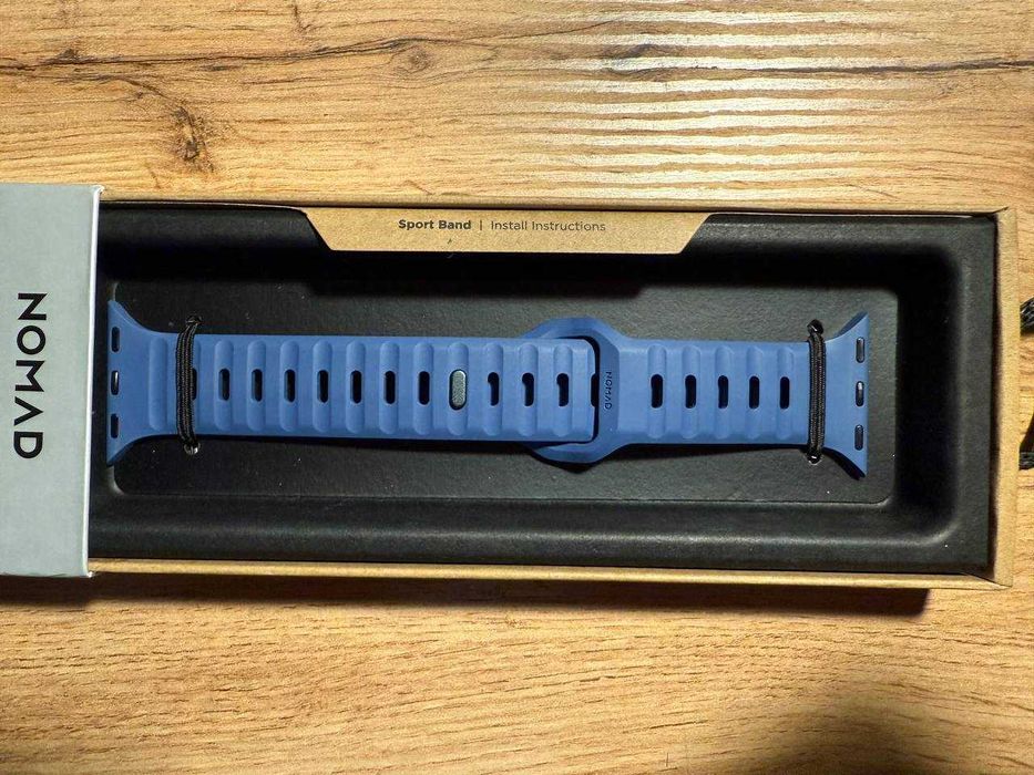 Ремінець Nomad для Apple Watch
