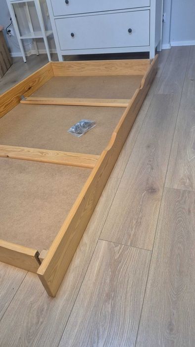 Szuflada sosnowa pod łóżko 90x200