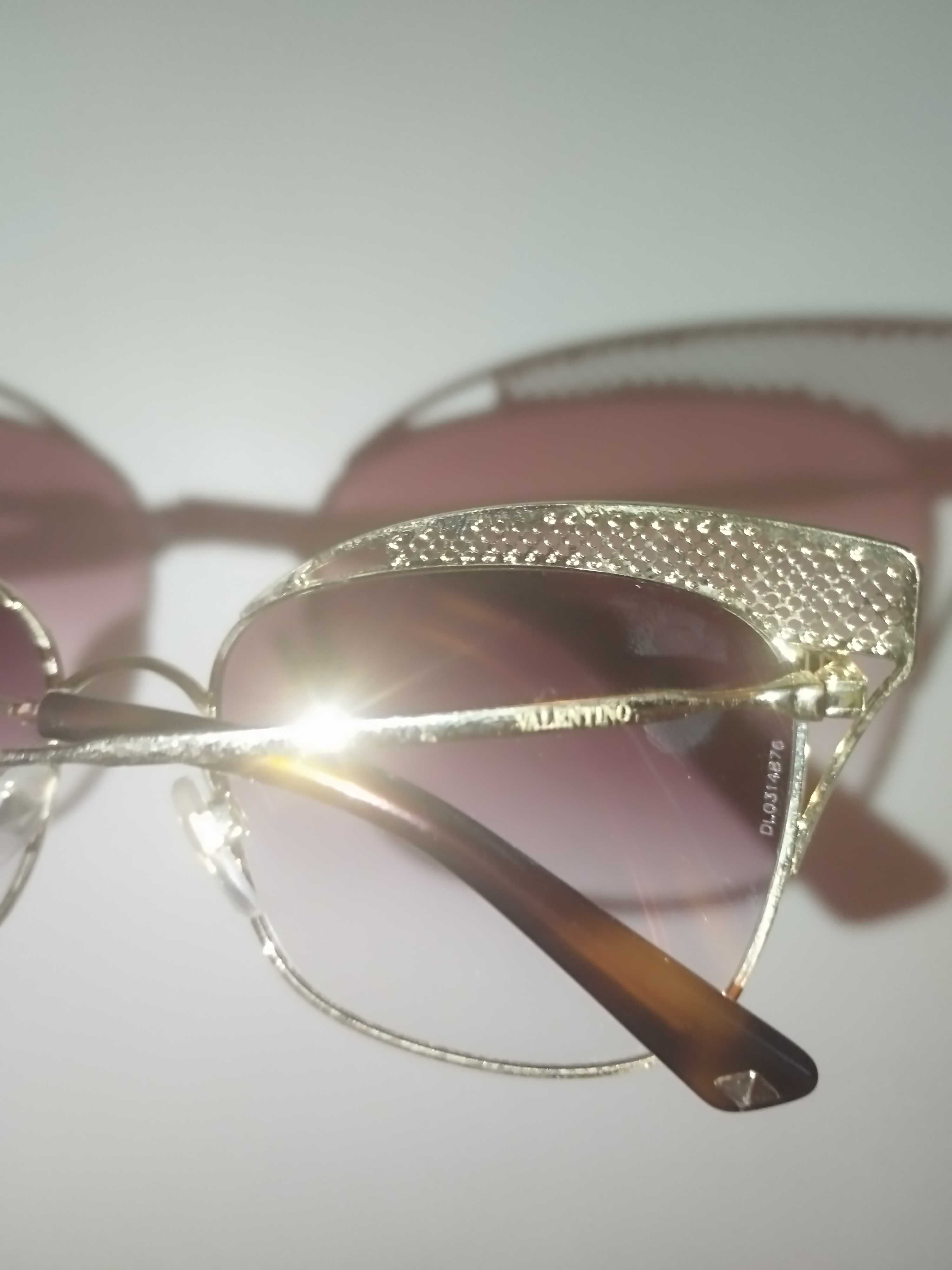 Óculos de Sol: Valentino