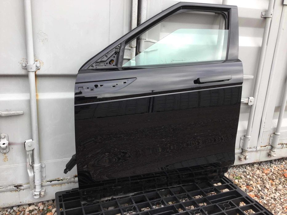 Дверь правая/левая передние Land Rover Range Rover Evoque L551