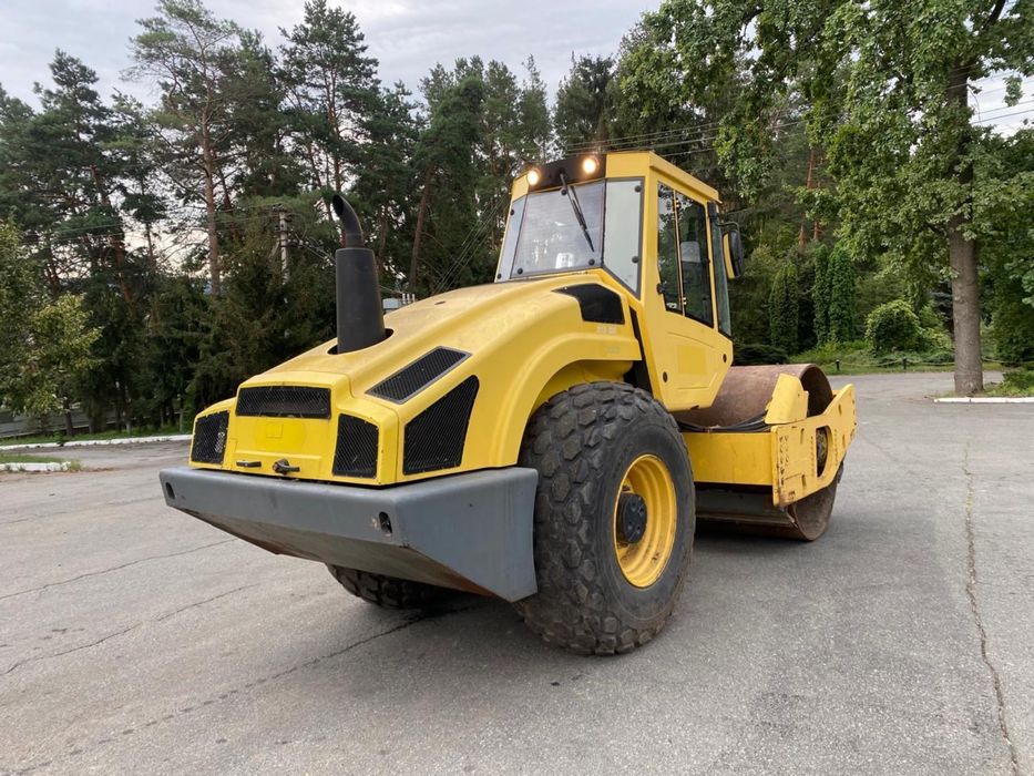Аренда грунтового катка Bomag BW177