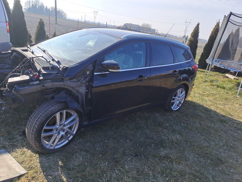 Focus MK3 Kombi Klapa Zderzak Drzwi Tył Przód Lewe Prawe kolor F8 WaWa