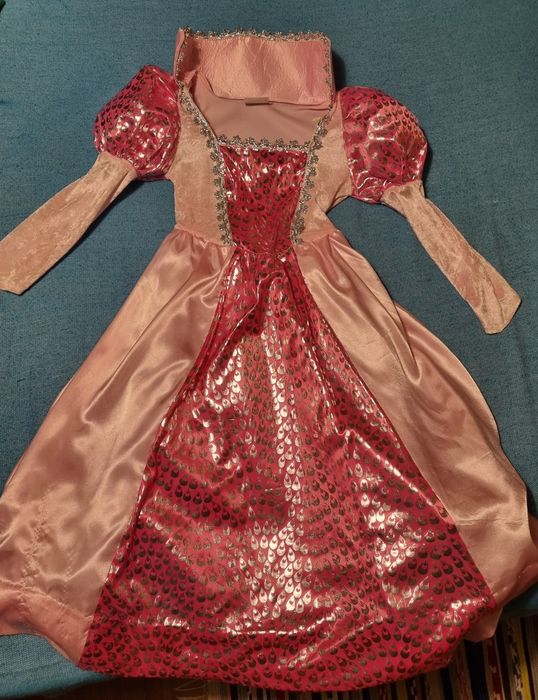 Vestido de Rainha 4/5
