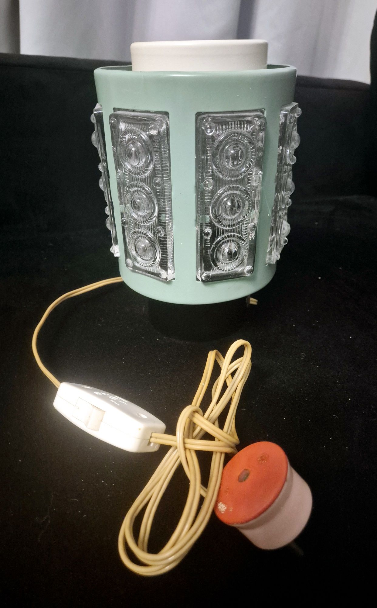 Lampka nocna vintage PRL lata 60/70. sprawna, zielona