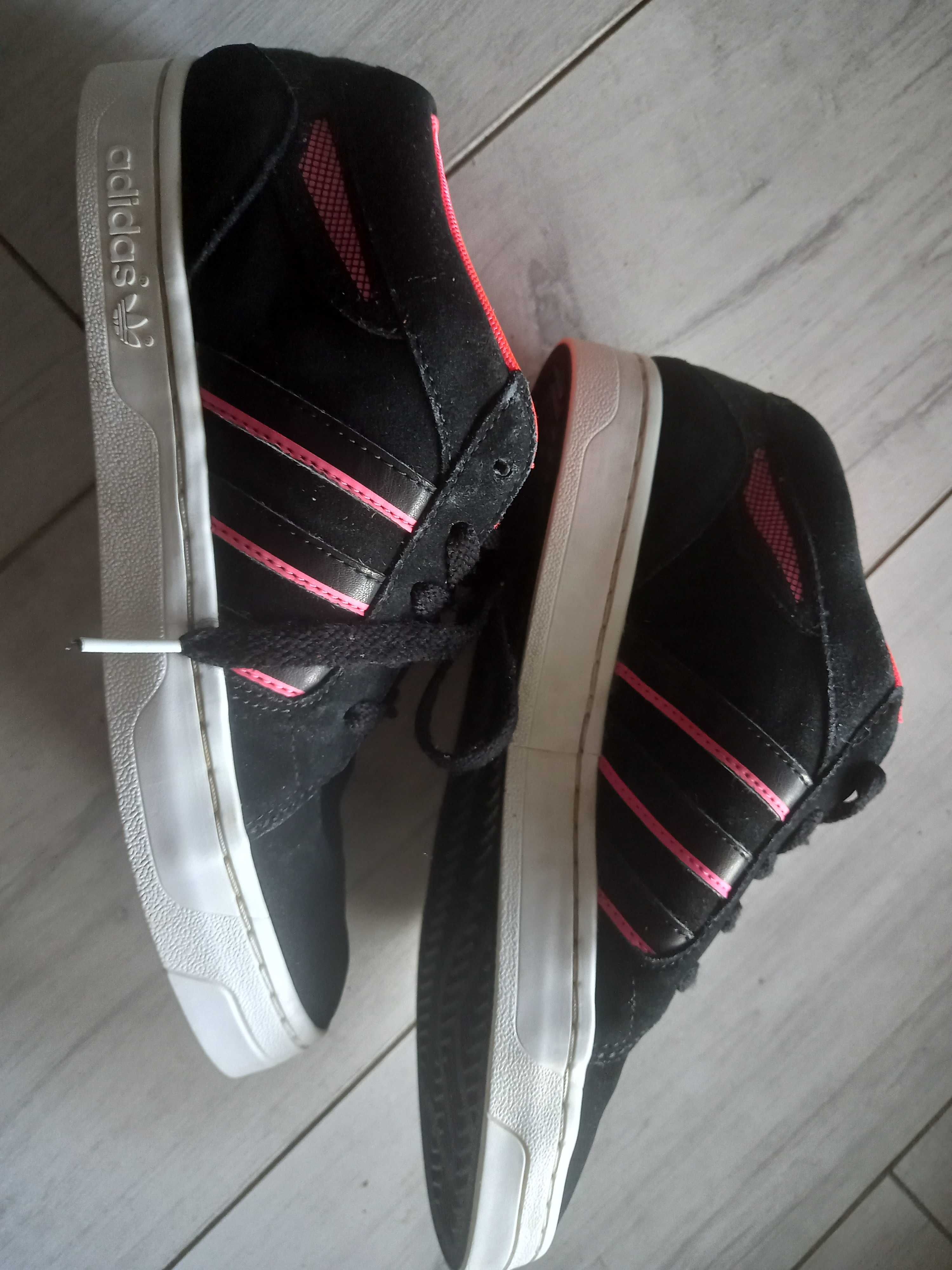 ADIDASY markowe r. 36.5 zamszowe