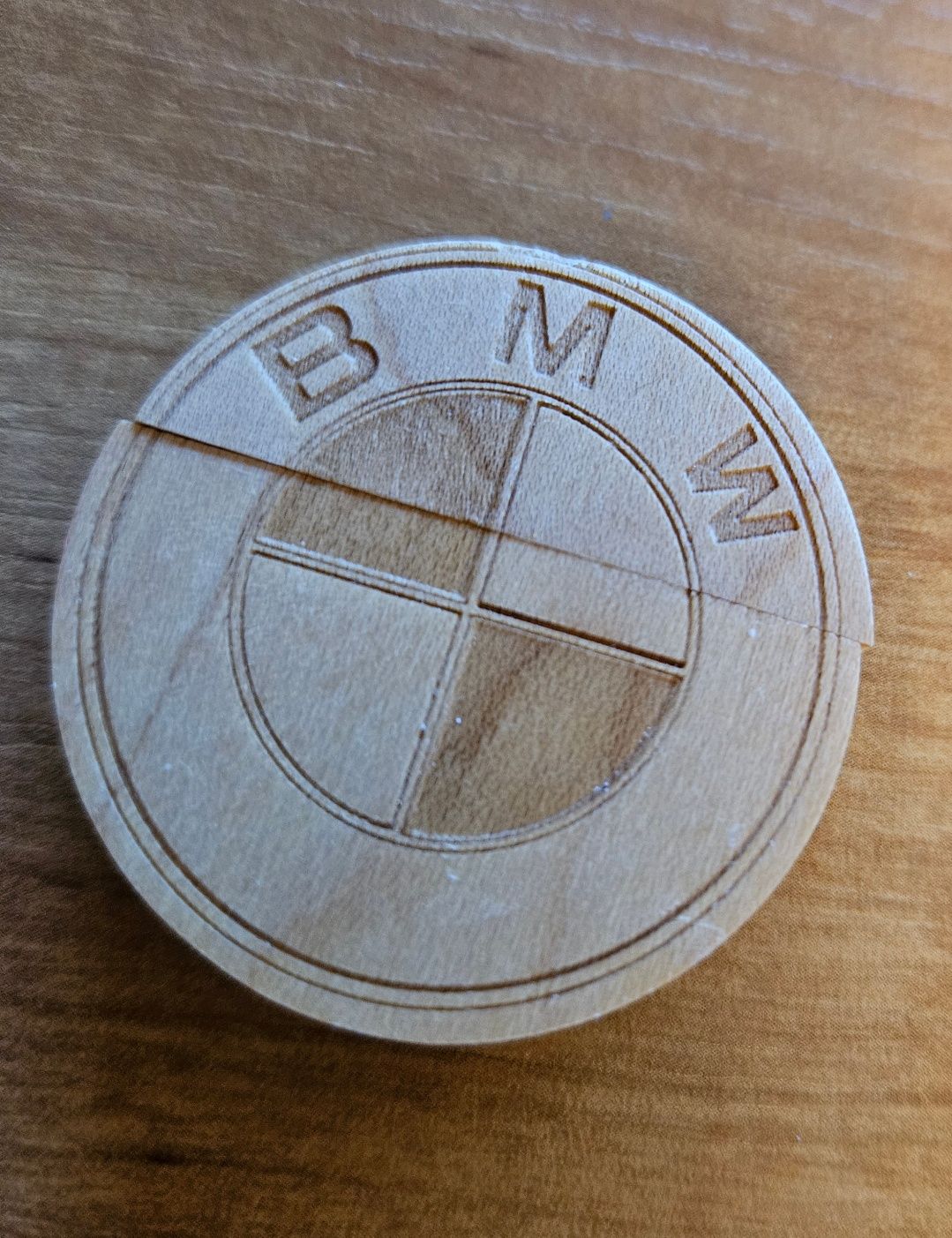 Pendrive.    BMW